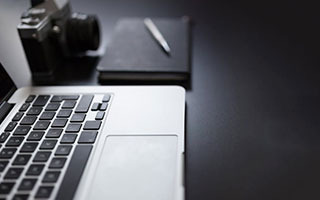 探寻地主随从服装的奥秘